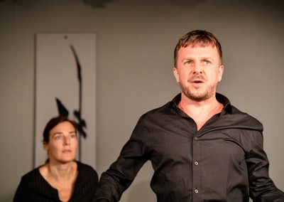 Das Stück "Alles was sie wollen" wird im Torturmtheater Sommerhausen gezeigt.